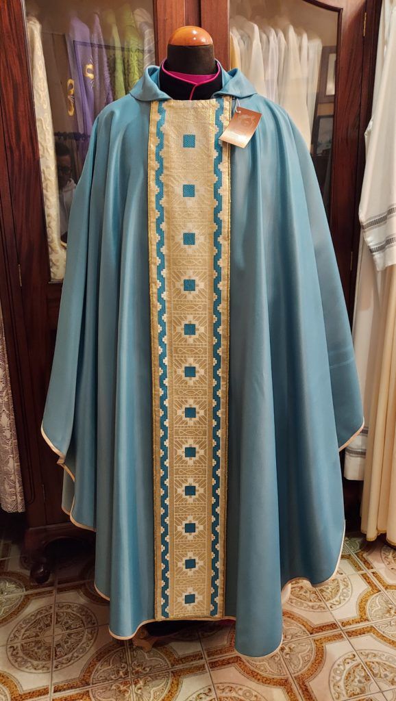 CASULLA AZUL INMACULADA